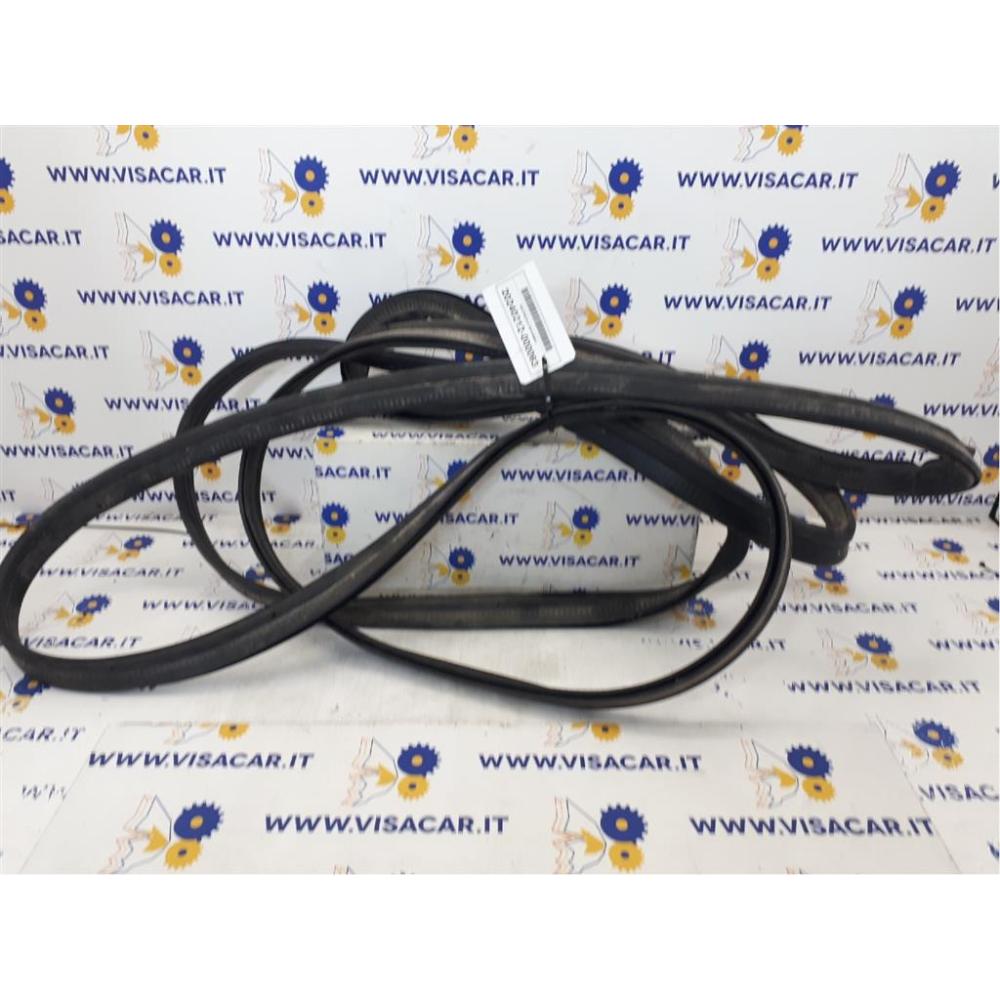 Guarnizione Porte Di Carico Posteriore Usato Dal 2018 Mercedes Sprinter «Iv» (2018)