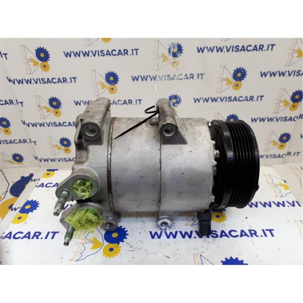Compressore A/C Usato Dal 2012 Ford Fiesta «Vi» (2012)