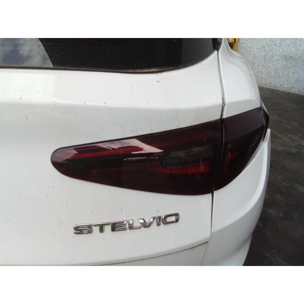 Fanale Interno Posteriore Destro Usato Dal 2018 Al 2022 Alfa Romeo Stelvio (2017)