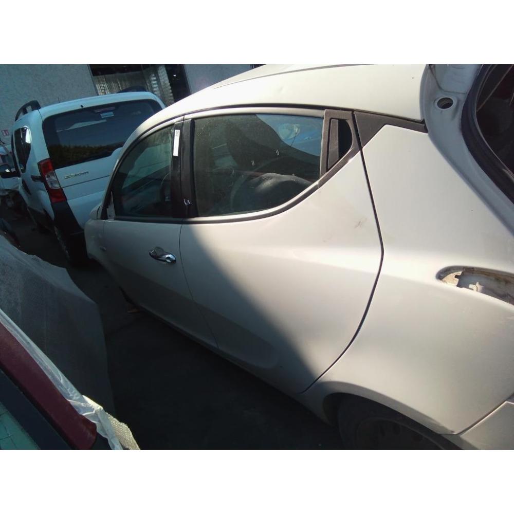 Porta Posteriore Sinistro Usato Dal 2015 Al 2021 Lancia Ypsilon «Iii» (2015)