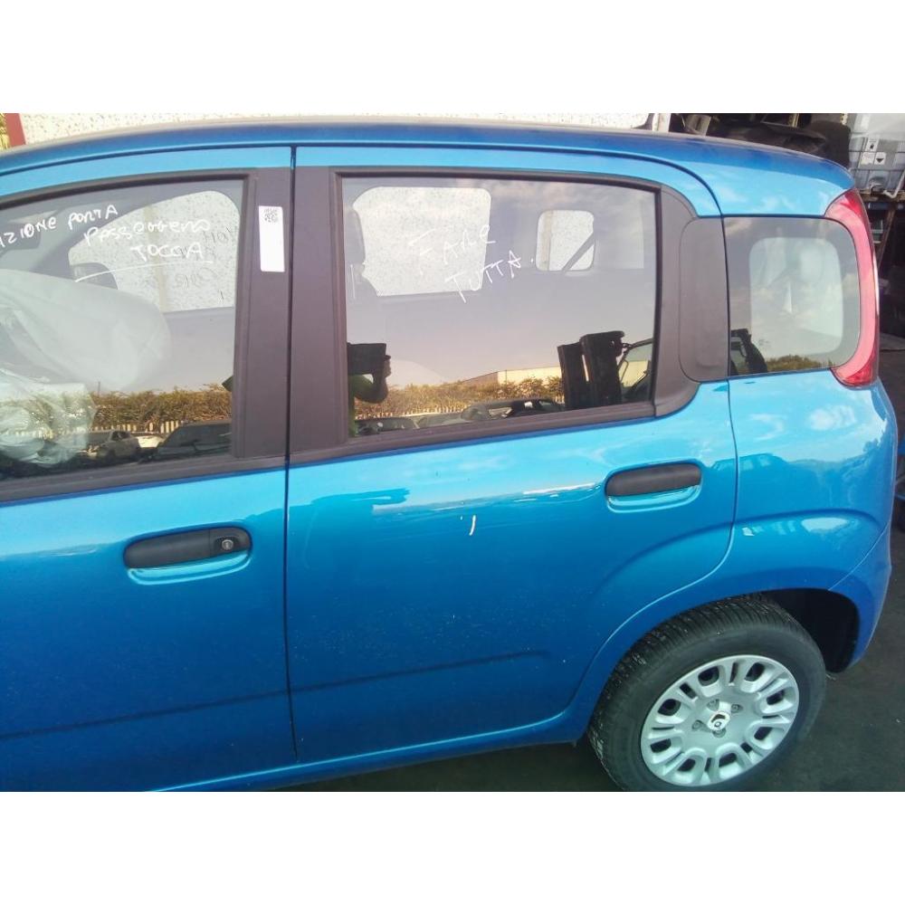 Porta Posteriore Sinistro Usato Dal 2024 Fiat Panda «Iii»  (2024)