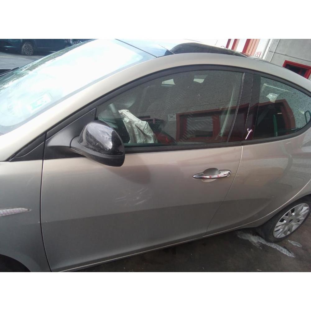 Porta Anteriore Sinistro Usato Dal 2011 Al 2015 Lancia Ypsilon «Iii» (2011)