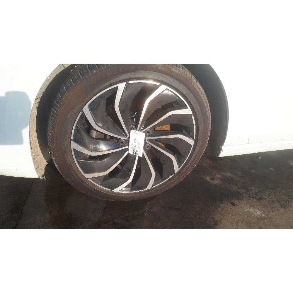 Cerchio In Lega R17 Usato Dal 2020 Al 2024 Volkswagen Golf «Viii» Variant (2019)