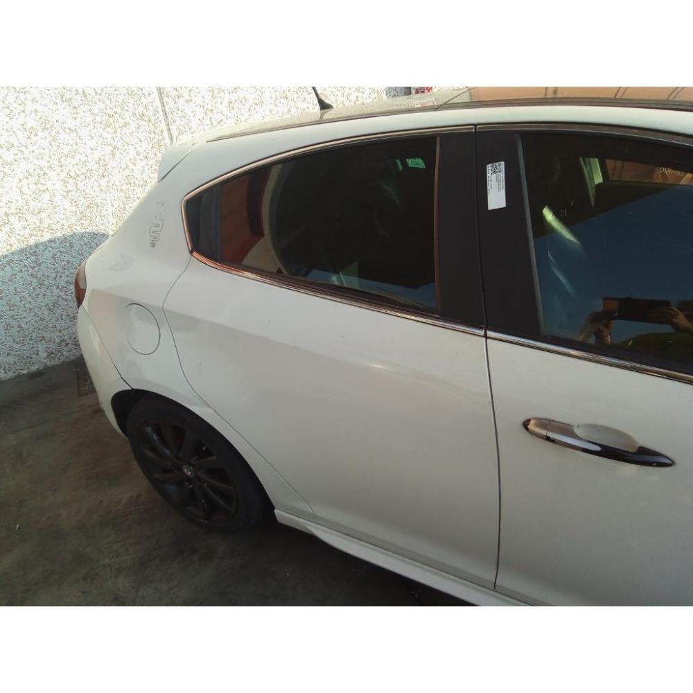 Porta Posteriore Destro Usato Dal 2010 Al 2013 Alfa Romeo Giulietta (2010)