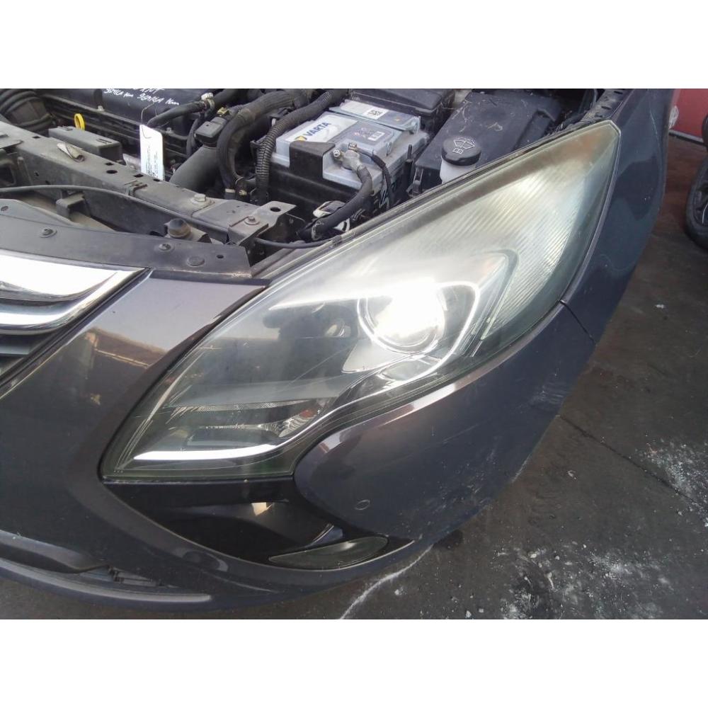 Proiettore Anteriore Sinistro Usato Dal 2012 Al 2016 Opel Zafira «C» (2012)