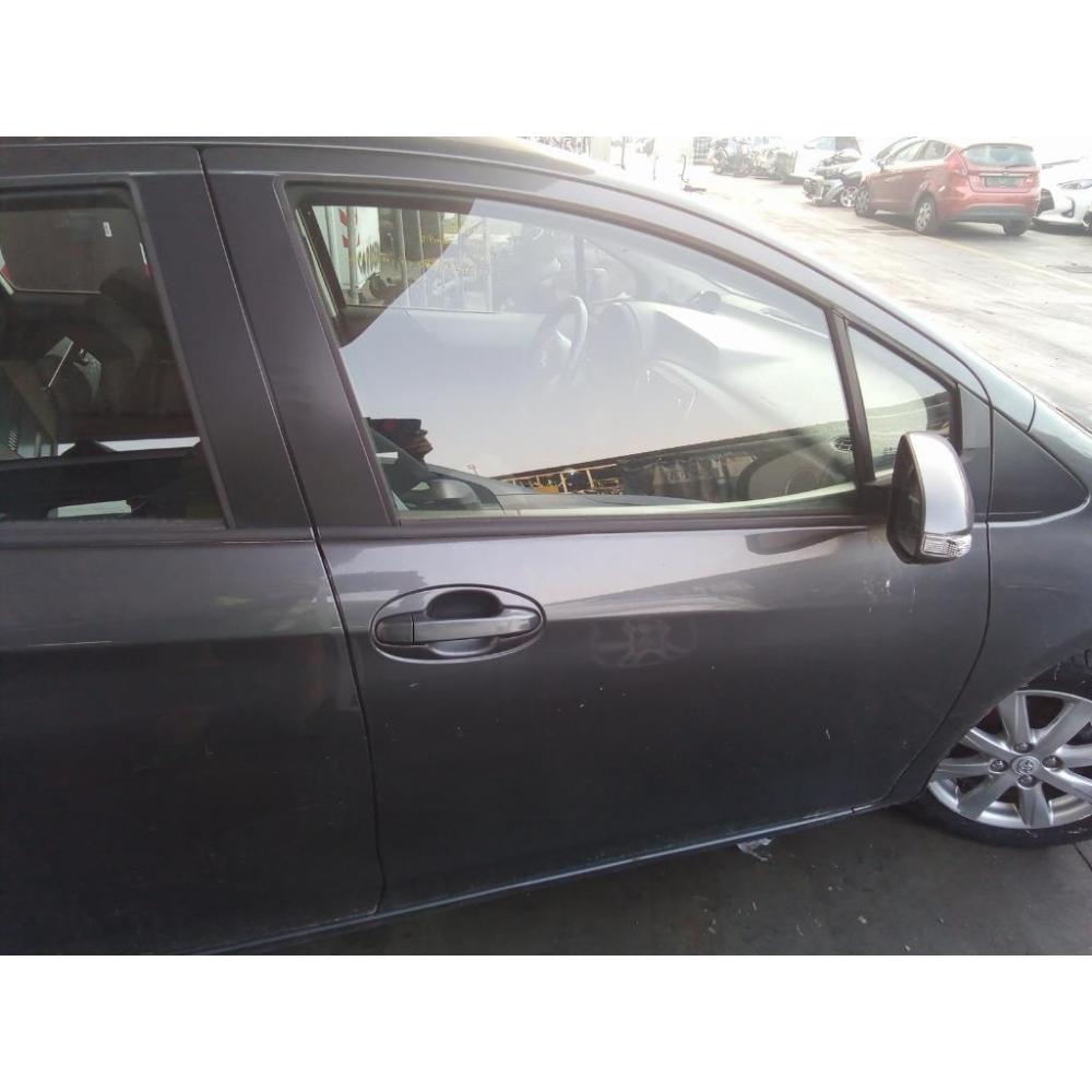 Porta Anteriore Destro Usato Dal 2011 Al 2014 Toyota Yaris «Iv» (2012)