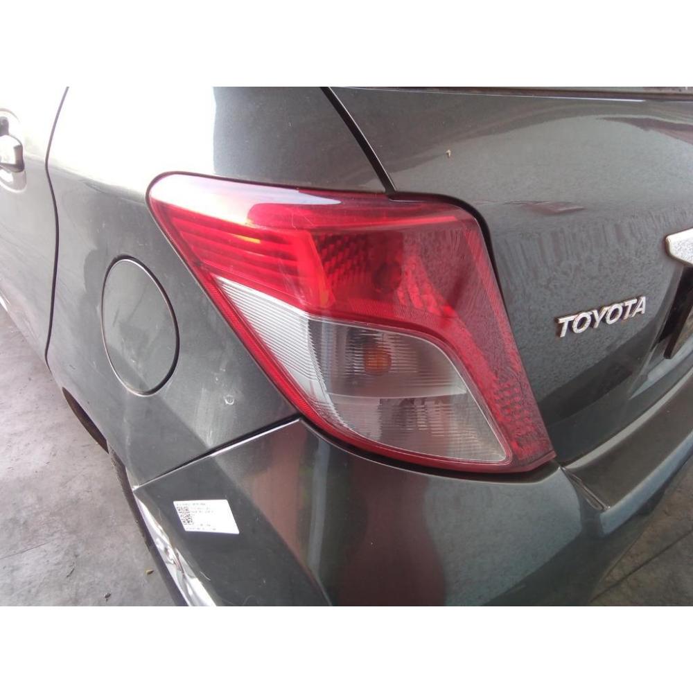 Fanale Posteriore Sinistro Usato Dal 2011 Al 2014 Toyota Yaris «Iv» (2012)