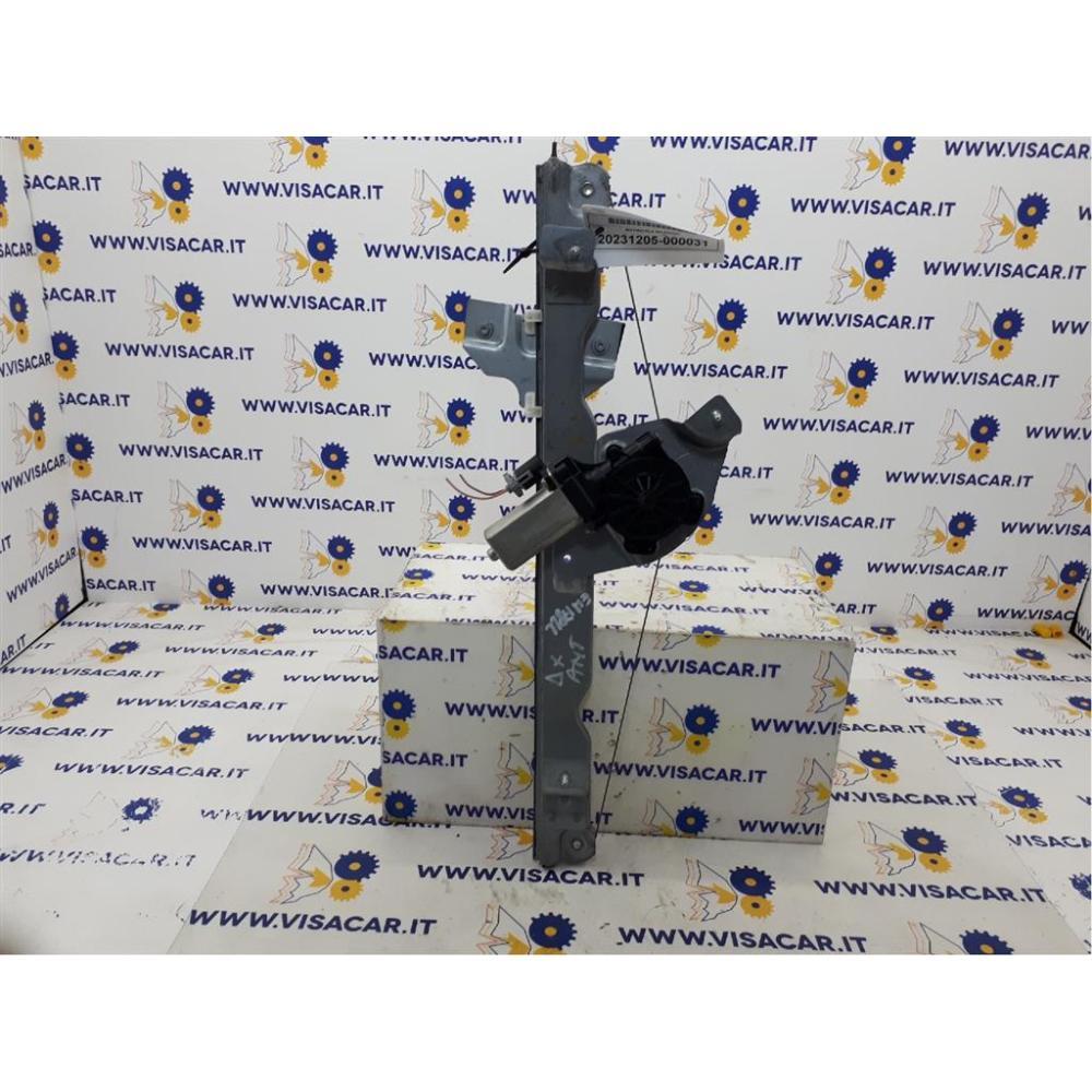Alzacristallo Porta Anteriore Destro Usato Dal 2010 Al 2013 Dacia Duster «I» (2010)