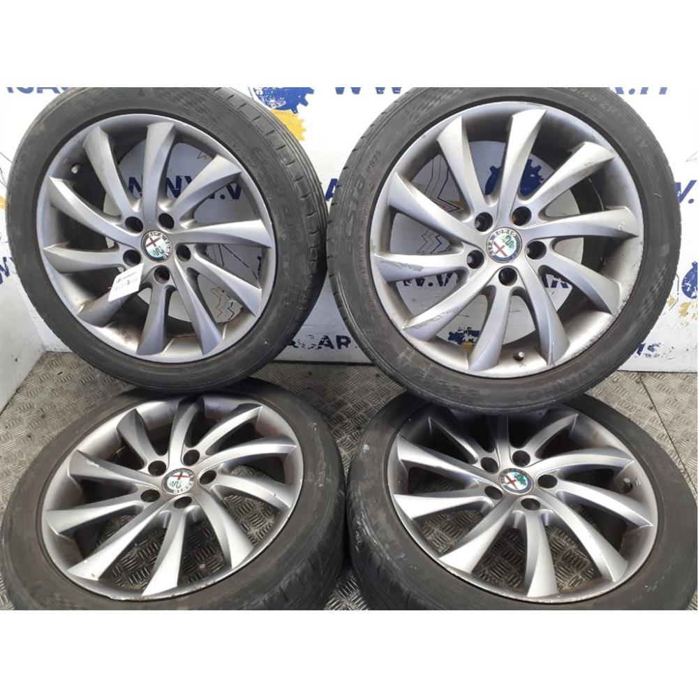 Cerchi In Lega R17 Usato Dal 2010 Al 2013 Alfa Romeo Giulietta (2010)