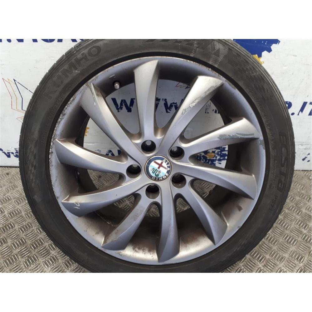 Cerchi In Lega R17 Usato Dal 2010 Al 2013 Alfa Romeo Giulietta (2010)