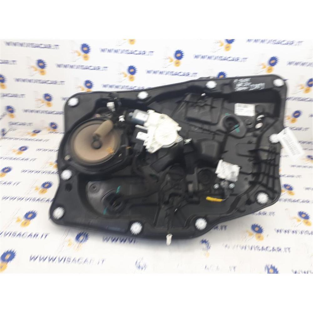 Alzacristallo Porta Anteriore Destro Usato Dal 2014 Fiat 500X (2015)
