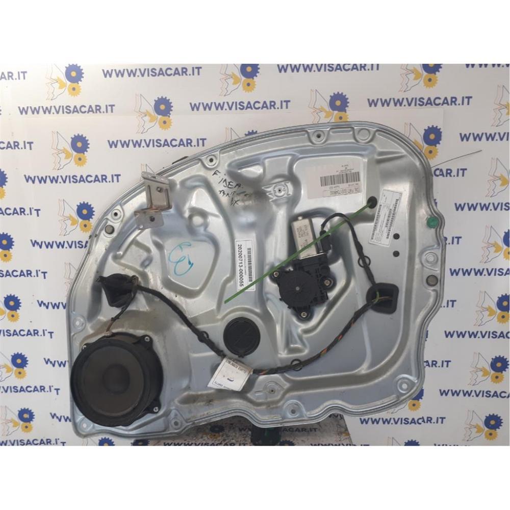 Alzacristallo Porta Anteriore Destro Usato Dal 2003 Al 2012 Fiat Idea (2004)
