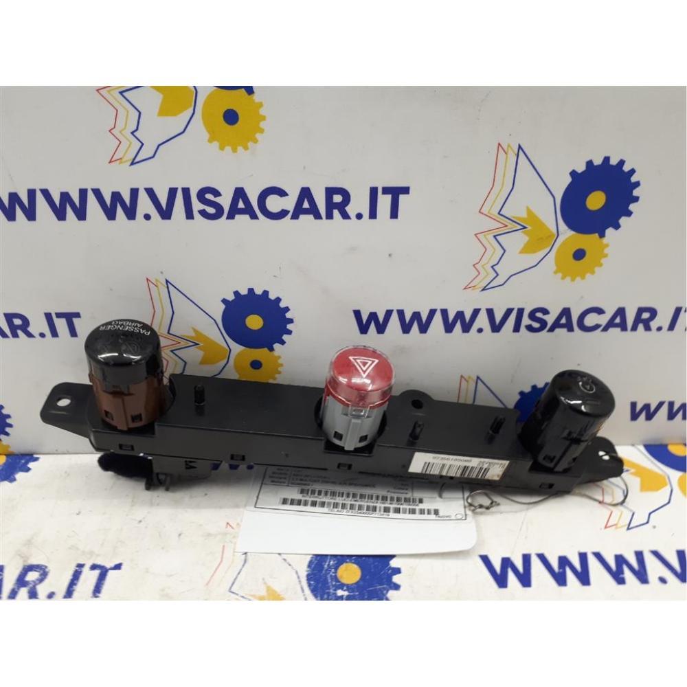 Interruttore Comando Luci Usato Dal 2014 Fiat 500X (2015)