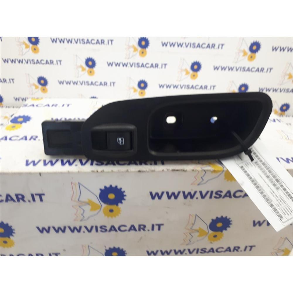Pulsantiera Posteriore Dx Usato Dal 2020 Fiat Tipo «Ii» (2020)