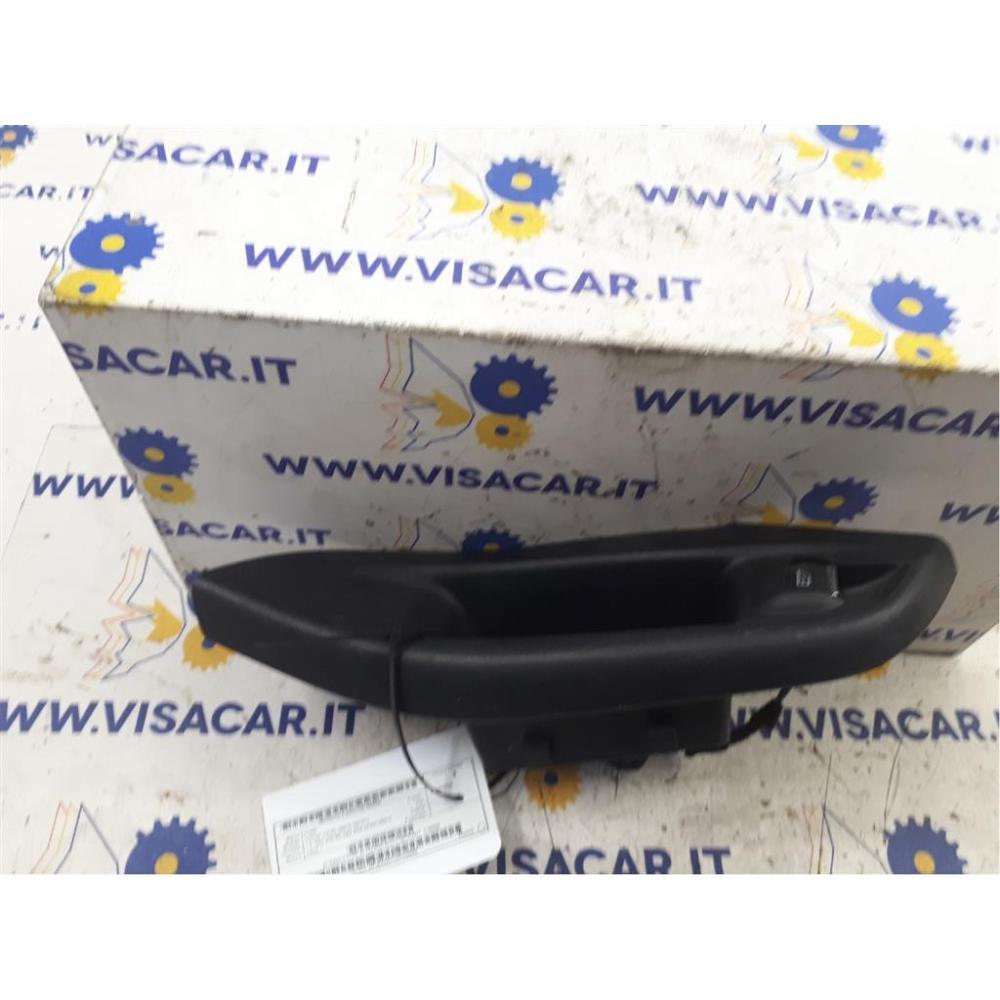 Pulsantiera Anteriore Dx Usato Dal 2014 Al 2019 Ford Focus «Iv»  (2014)