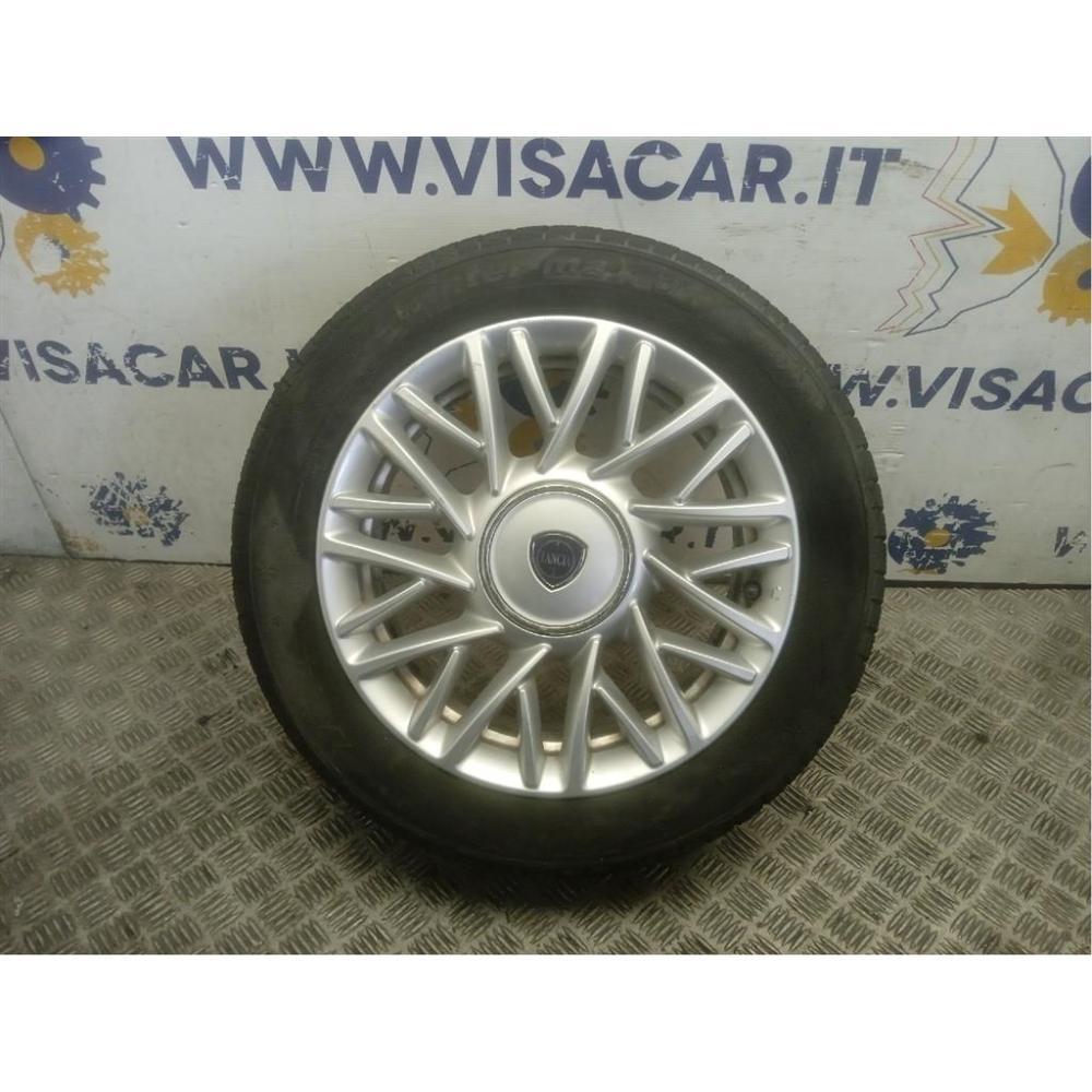 Cerchi In Lega R15 Usato Dal 2011 Al 2016 Lancia Ypsilon «Iii» (2011)