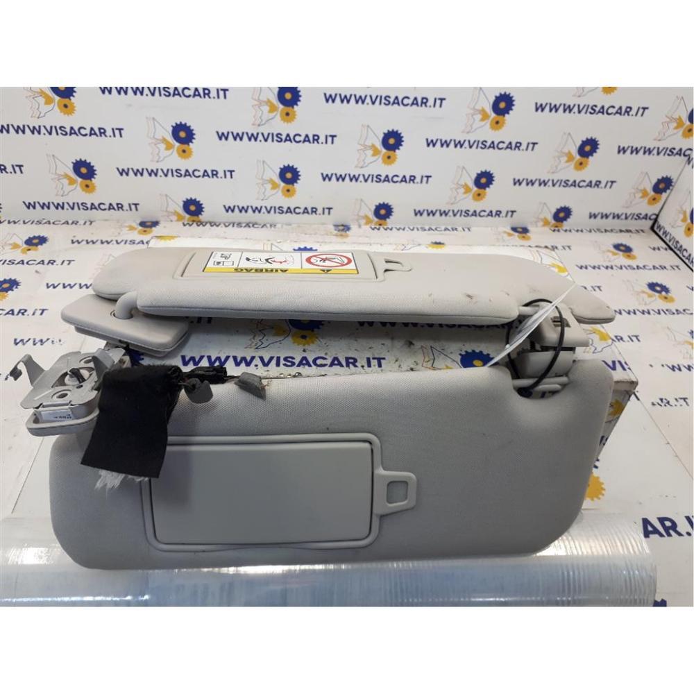Alette Parasole Usato Dal 2017 Land Rover Range Rover Velar (2017)
