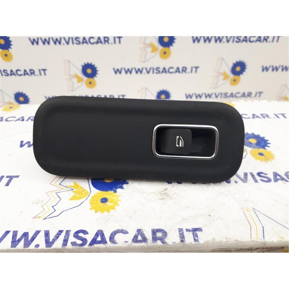Pulsantiera Anteriore Dx Usato Dal 2018 Mercedes Classe A «W177» (2018)