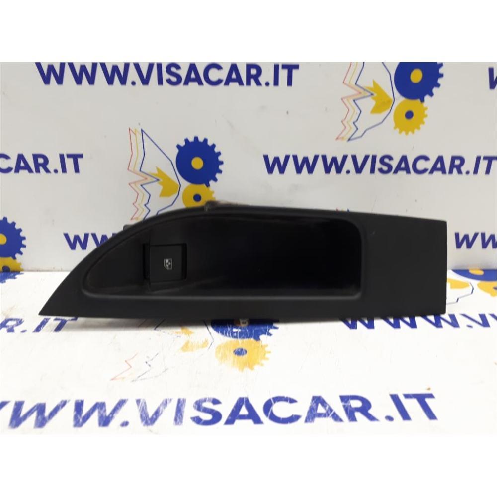 Pulsantiera Posteriore Sx Usato Dal 2009 Al 2018 Opel Astra «J» (2010)
