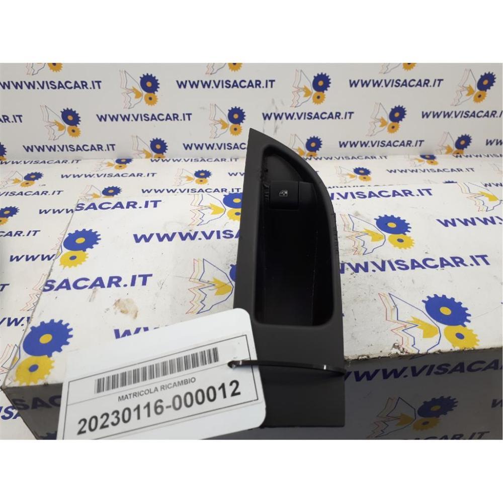 Pulsantiera Posteriore Sx Usato Dal 2009 Al 2018 Opel Astra «J» Sw (2010)