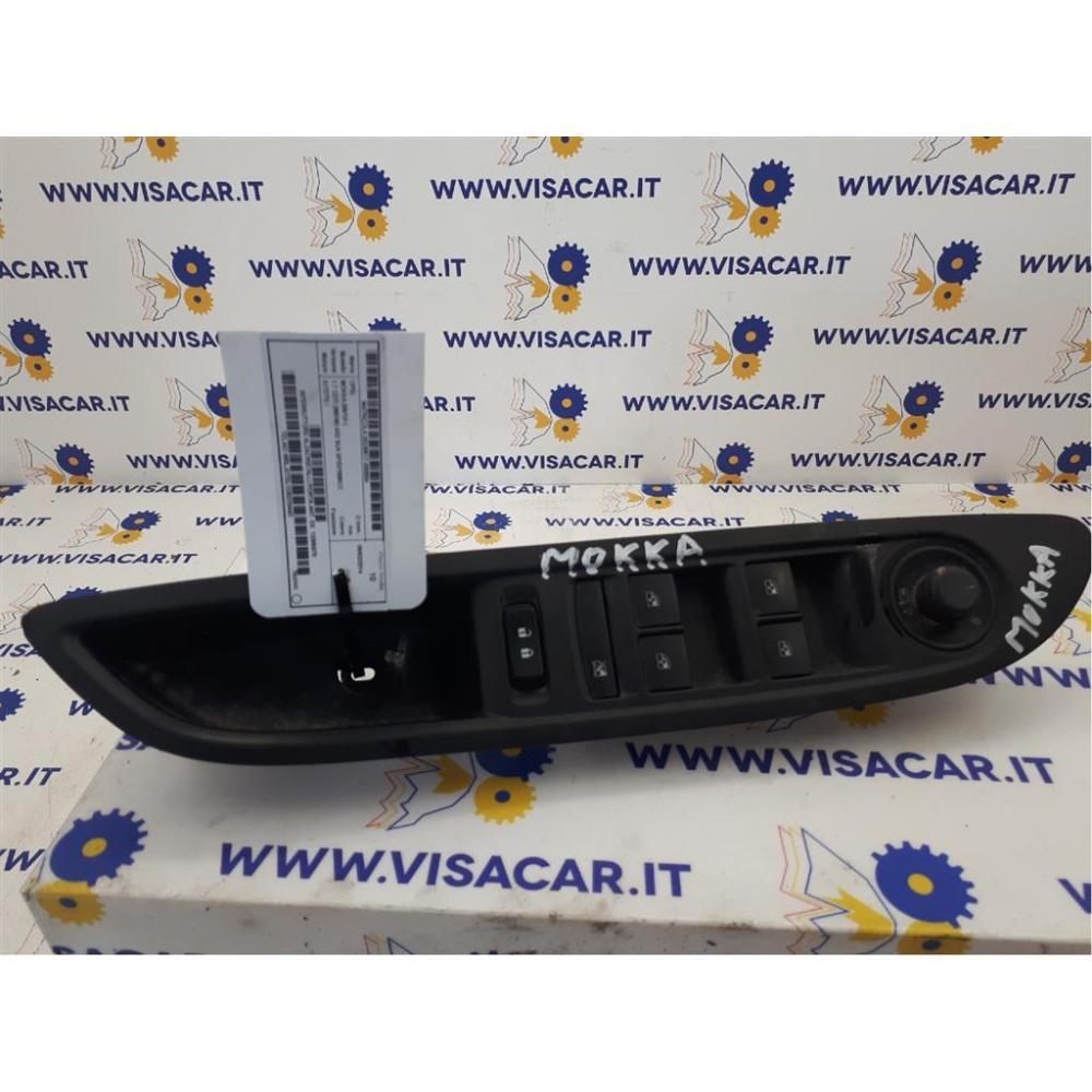Pulsantiera Anteriore Sx Usato Dal 2012 Opel Mokka (2013)