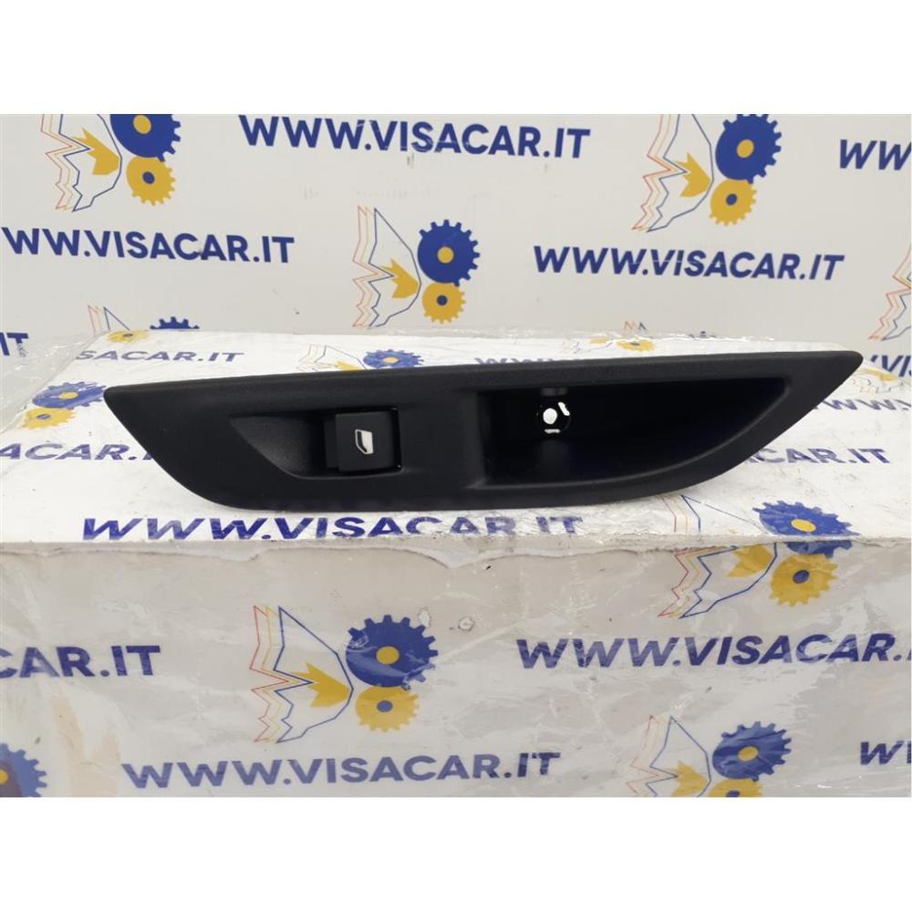 Pulsantiera Posteriore Dx Usato Dal 2019 Peugeot 208 «Ii» (2019)