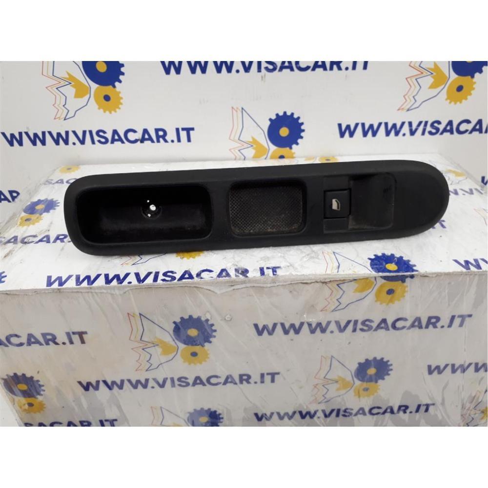 Pulsantiera Anteriore Dx Usato Dal 2009 Peugeot 5008 «I» (2010)