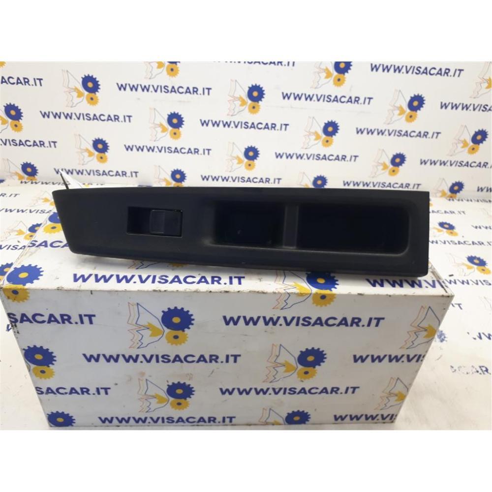 Pulsantiera Anteriore Dx Usato Dal 2011 Al 2015 Toyota Yaris «Iv» (2012)