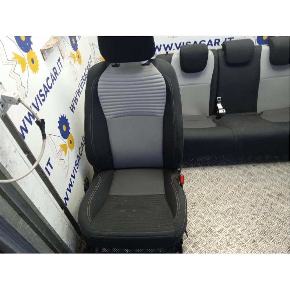 Sedili Completi Usato Dal 2017 Al 2021 Toyota Yaris «Iv» (2017)
