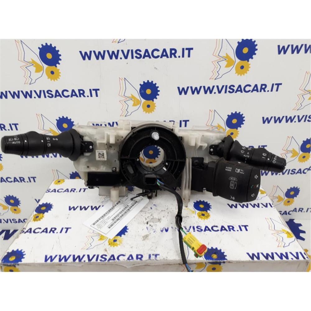 Devioguida Completo Usato Dal 2009 Al 2013 Renault Scénic «Iii» X-Mod (2009)