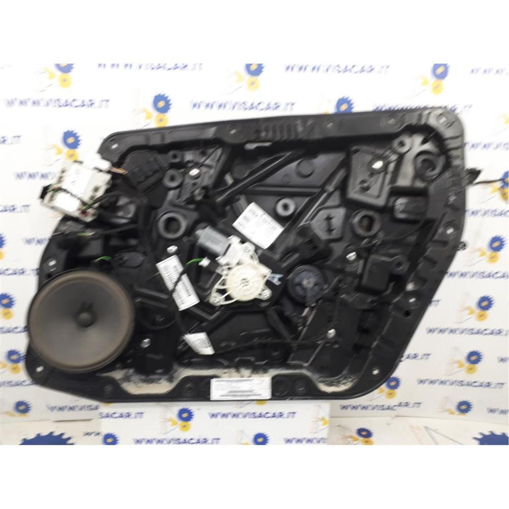 Alzacristallo Porta Anteriore Destro Usato Dal 2018 Mercedes Classe A «W177» (2018)