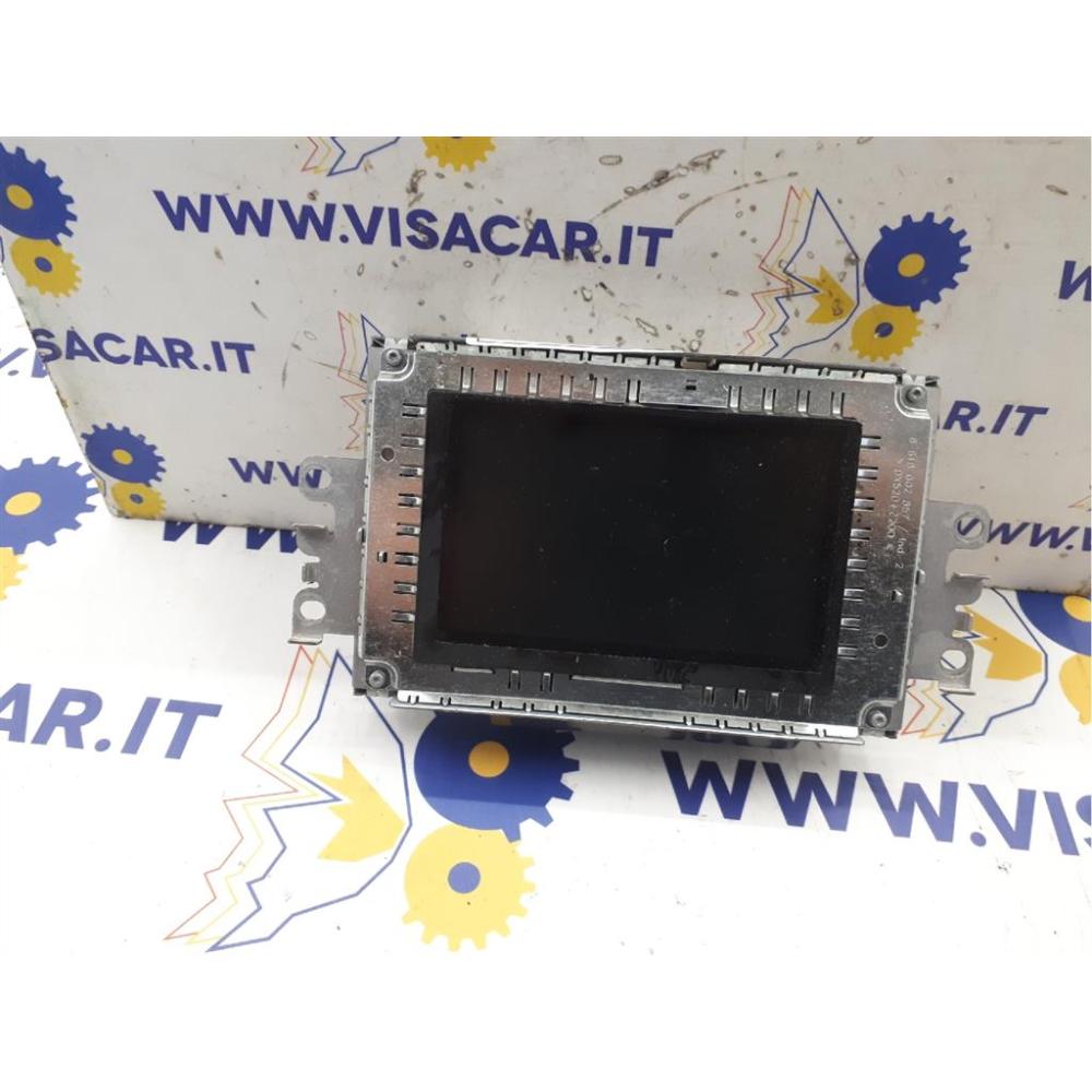 Display Multimediale Usato Dal 2016 Al 2020 Volvo V40 «Ii» (2012)